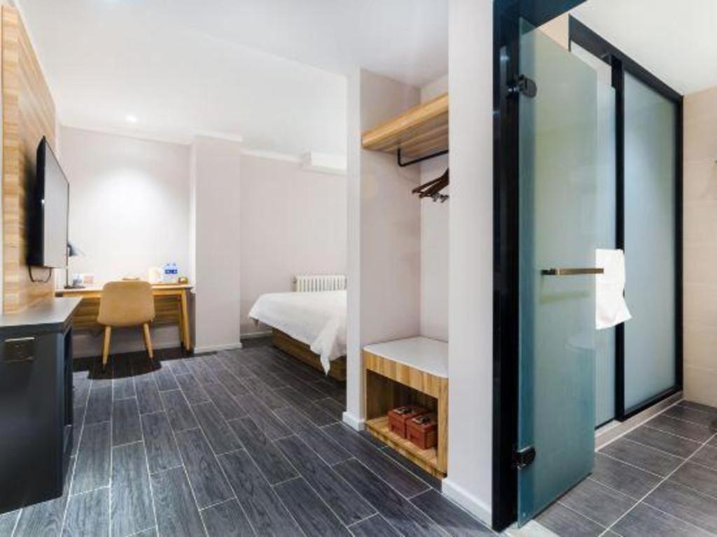 Hanting Premium Wudaokou East Gate Of Tsinghua 3* Beijing